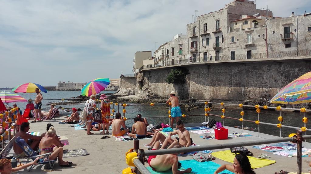 Appartamento Dammuso Isola Di Ortigia 시라쿠사 외부 사진